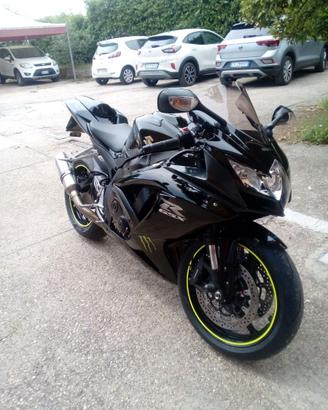 Suzuki gsxr750