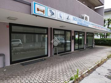 NEGOZIO A RIMINI