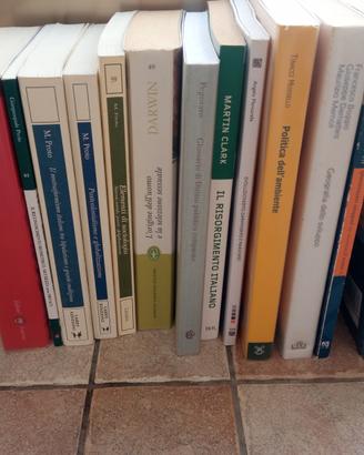Testi universitari di Scienze Politiche 