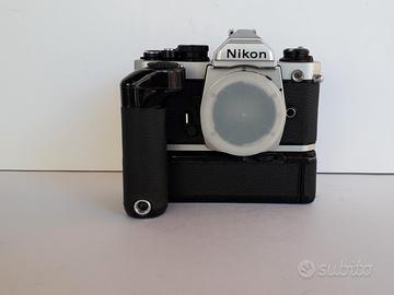 Corpo Nikon FM2N + Winder