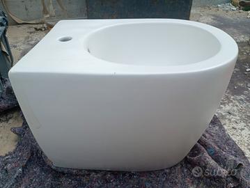 bidet filo muro bianco satinato 