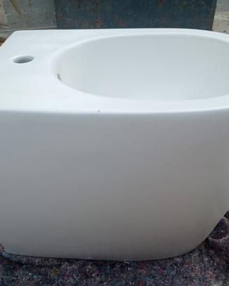 bidet filo muro bianco satinato 