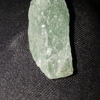 pezzetto di fluorite Grezzo