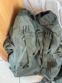 Zaini militare