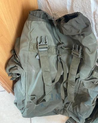 Zaini militare
