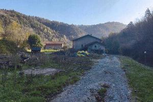 Immobile in asta di 1517 m² a Pallare