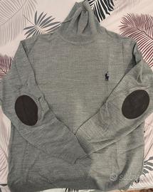 turtleneck sweater