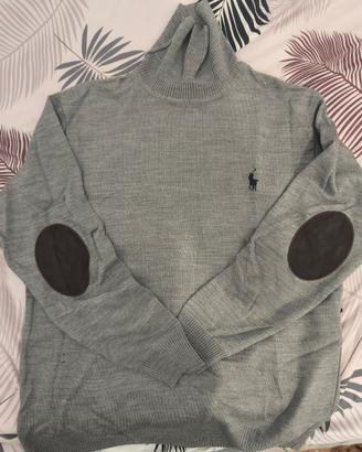 turtleneck sweater