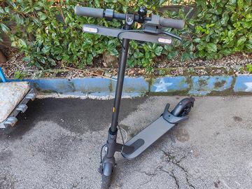 Monopattino elettrico XIAOMI