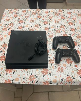 PS4 Slim + 2 Joystick originali + Cavo