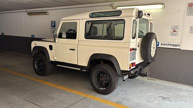 Defender 90