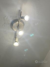 Tris Faretti bianchi lampadario
