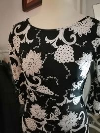 Vestitino fantasia fiori