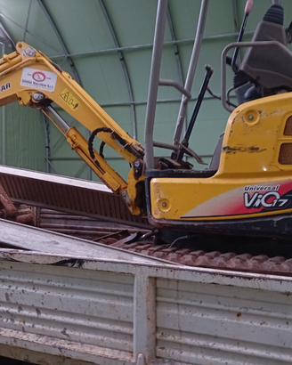 Escavatore yanmar