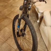  Bicicletta MTB