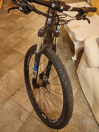 Bicicletta MTB