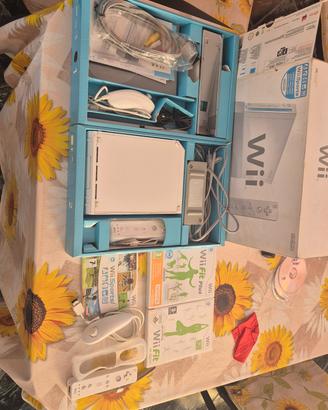 bundle nintendo wii + accessori e giochi