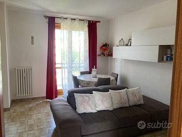 Appartamento di 129 m² con 5 locali e box auto a L