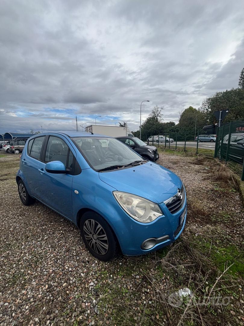 Opel Agila 2ª serie