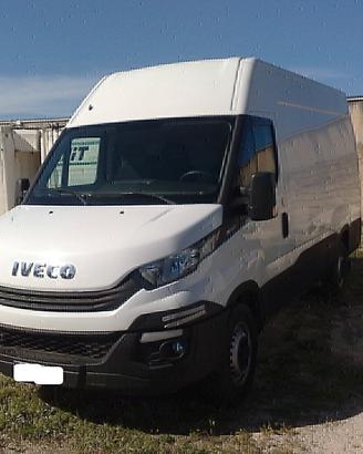 Iveco Daily 35s14 2.3hpt furgone di serie - 2018