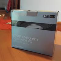 Tamrom 17/50 f2:8 attacco Nikon