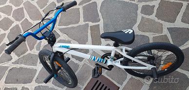BMX freestyl B'Twin Wipe 3