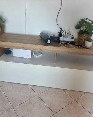 Mobile contenitore TV