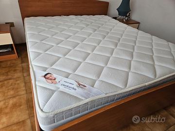 Materasso ortopedico + Rete a doghe in legno