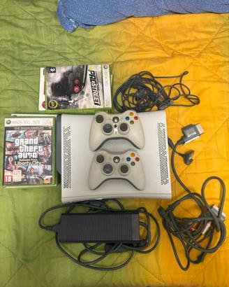 Xbox 360 completa + 10 giochi