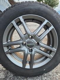 500e 4 cerchi in lega + gomme invernali Pirelli