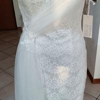 Vestito da sposa corto nuovo con cartellino