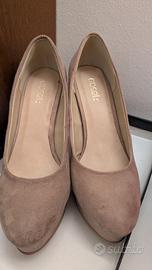 décolleté scamosciata 