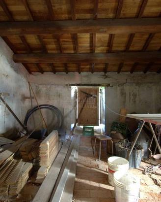 Rustico / Casale di 120 m² con 4 locali a Sansepol