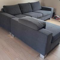 Divano tre/quattro posti moderno con isola