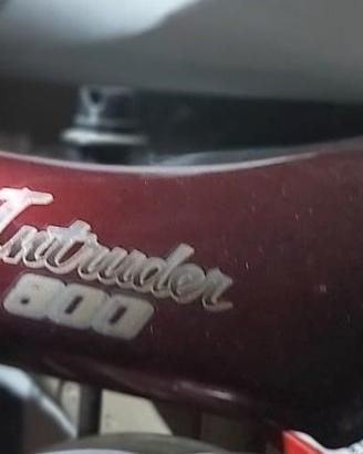 Suzuki Intruder Vs 800