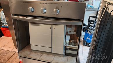 Forno ventilato Ariston