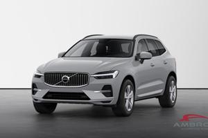 VOLVO XC60 B5 AWD Mild hybrid Benzina Core - AUT
