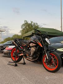 KTM DUKE 790