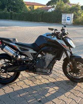 KTM 790