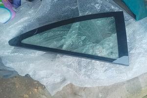 STOCK VETRI GM OPEL NUOVI 30 PEZZI VARI 88 2008