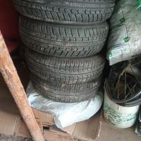 gomme 175 / 65 R14 usate