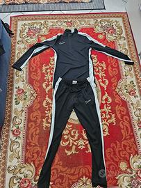 tuta completa nike femminile