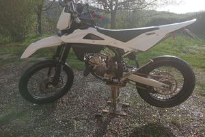 Husquarna wr 125 anno 2013