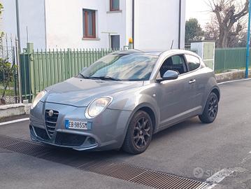 Alfa Romeo MiTo 1.6 JTDm 16V Distinctive Sport Pac