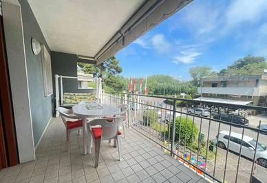 AMPIO TRILOCALE CON GARAGE ZONA PINETA