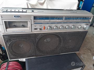 stereo philips D8444