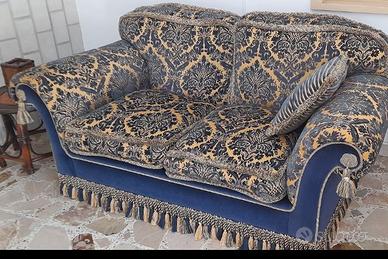 Divani in velluto(×2)- buone condizioni 