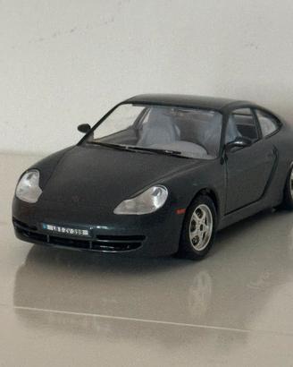 Modellino Porsche 911 Carrera (1997) 1:24 Bburago