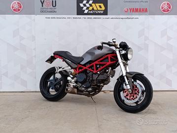 Ducati Monster 800 R