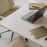 Impiegata back office | clienti | segreteria